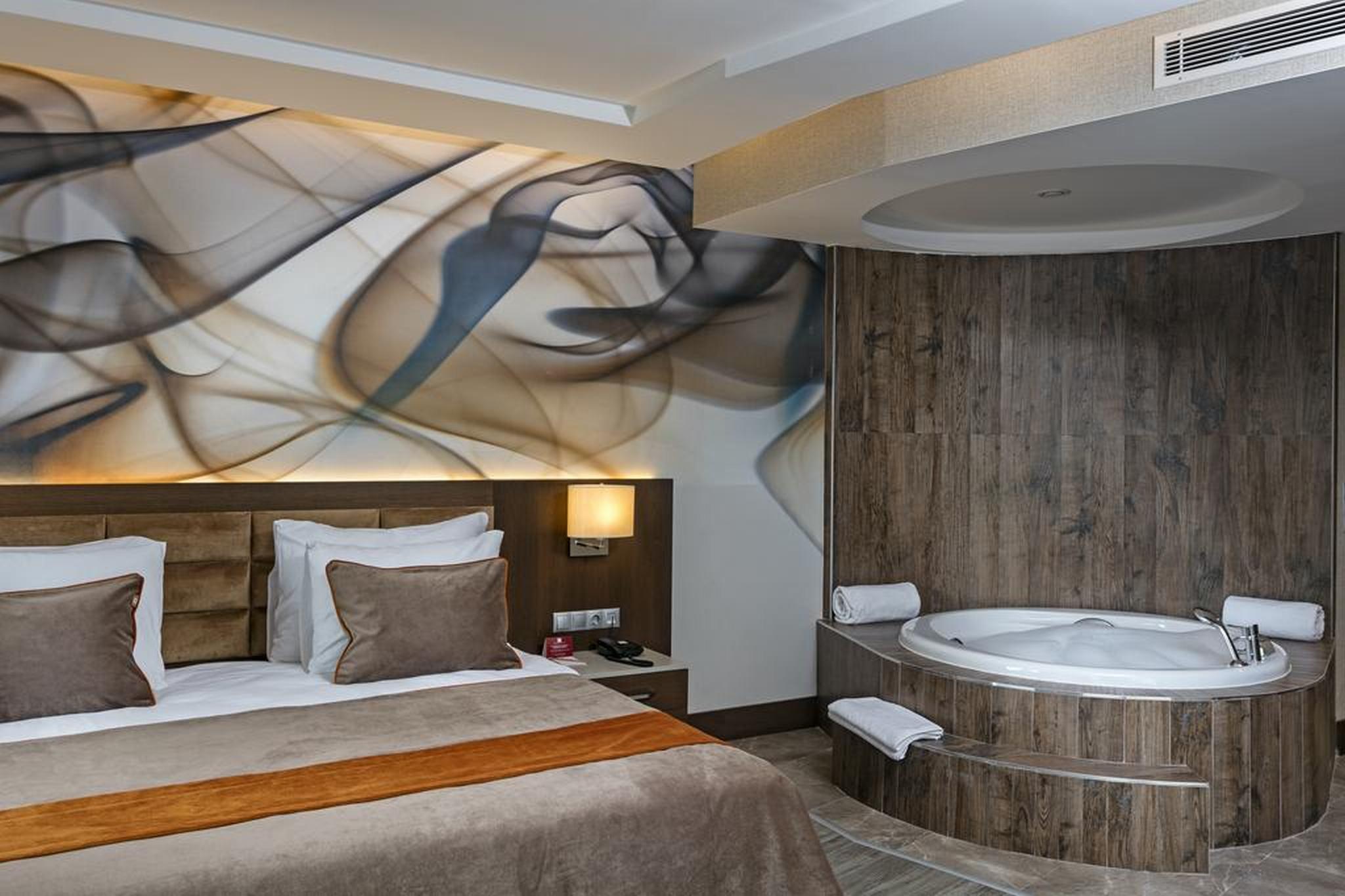B Business Hotel & Spa Анталья Экстерьер фото