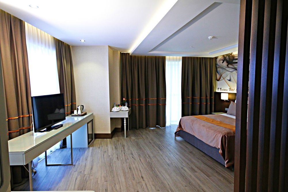 B Business Hotel & Spa Анталья Экстерьер фото
