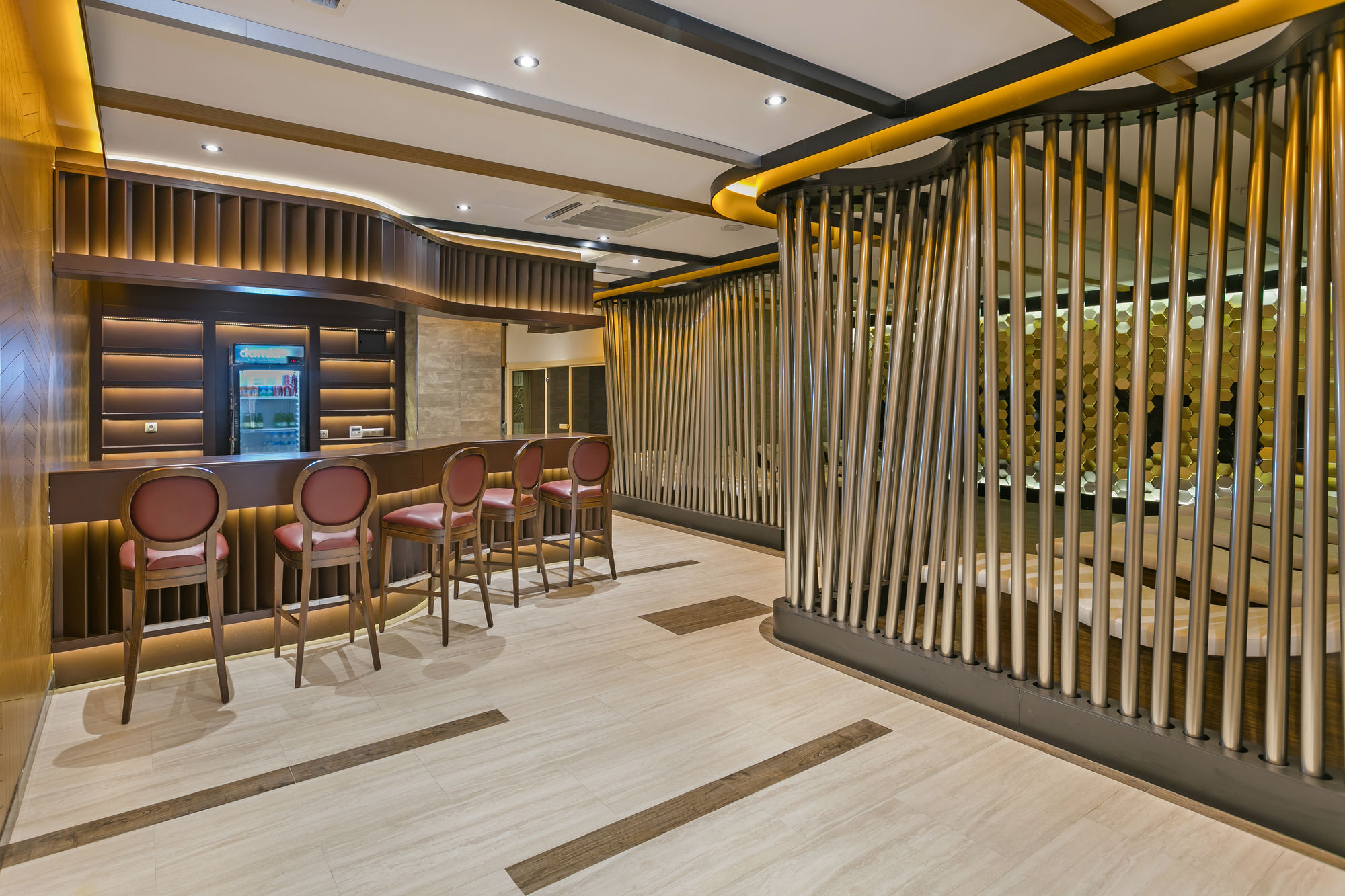 B Business Hotel & Spa Анталья Экстерьер фото