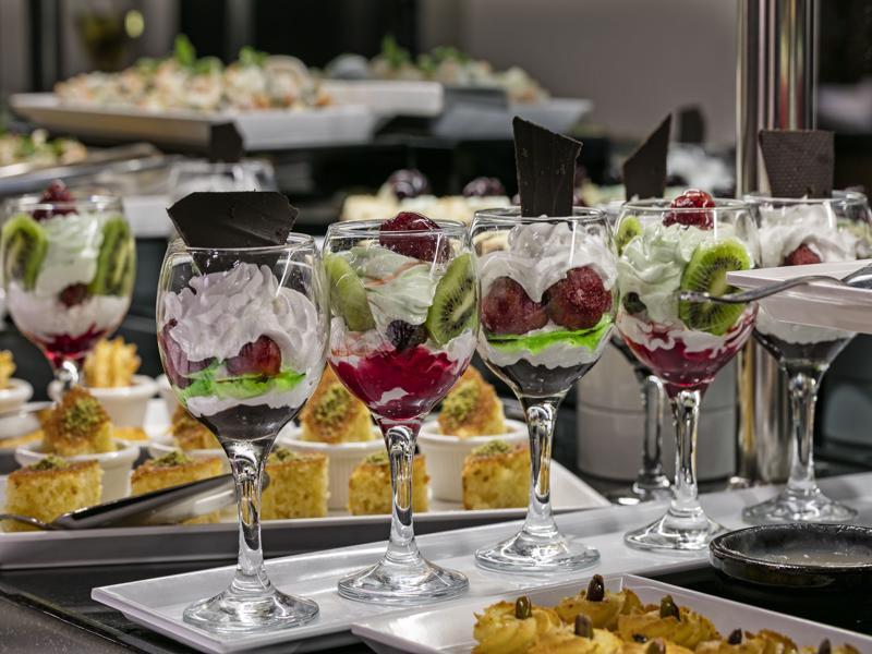 B Business Hotel & Spa Анталья Экстерьер фото